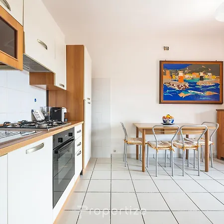 Apartment Casa Degli Oleandri By Propertize Torre dei Corsari